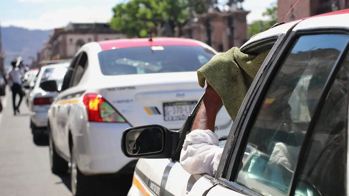 FOCO---MARCHAN TAXISTAS CONTRA UBER - FMM (7)